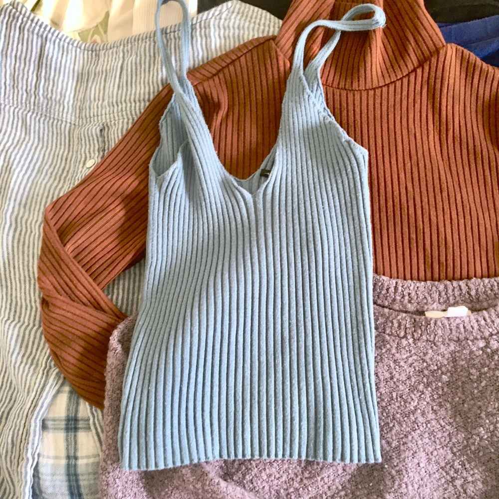 MOVING! 12 Piece Clothing Bundle Size S/M